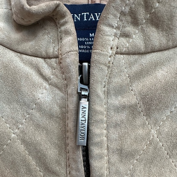 Vintage Ann Taylor 100% Leather Suede Tan Quilted Zip Front Vest Size Medium M - Picture 7 of 11